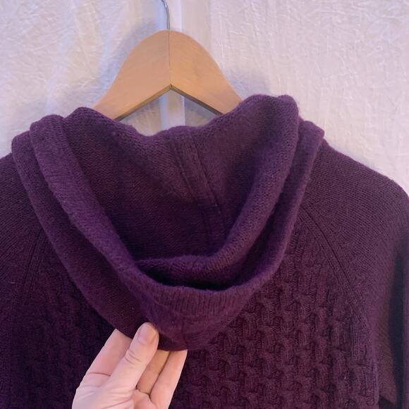 CAMBRIDGE Dry Goods Burgundy Full Zip Cable Knit Hooded Sweater Size M - Picture 8 of 10